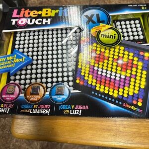 Lite-Brite Touch XL Mini - Multicolor Light-Up Toy